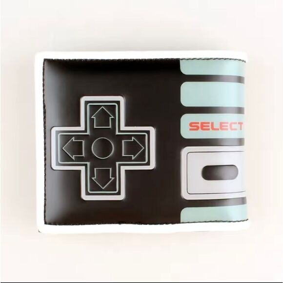 Nintendo Controller Wallet - Picture 2 of 6